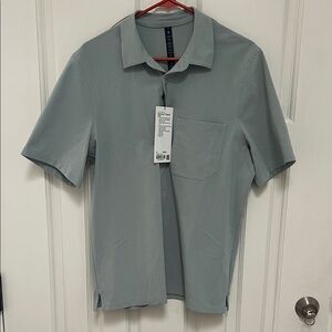 Lululemon Men's Blue/Grey WovenAir Popover Short Sleeve Shirt